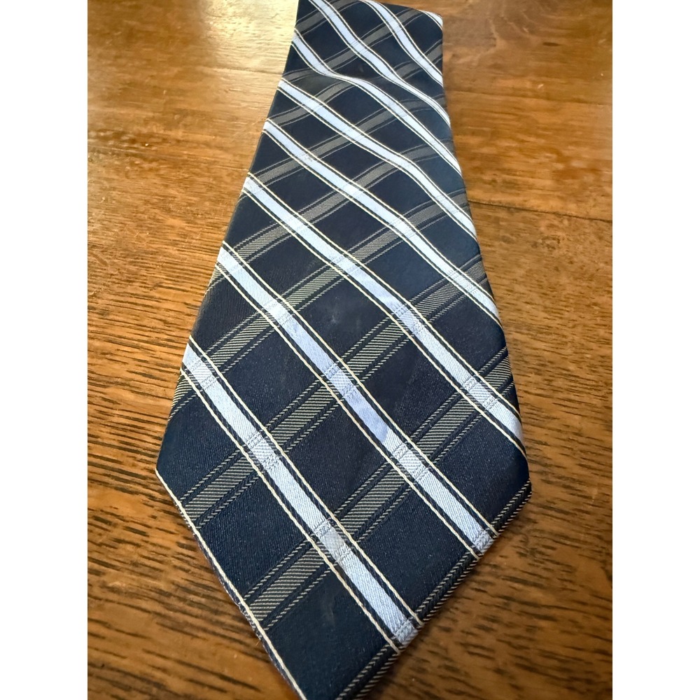 Nautica Mens Navy Blue Light Blue Plaid 100% Silk Necktie RN 121148